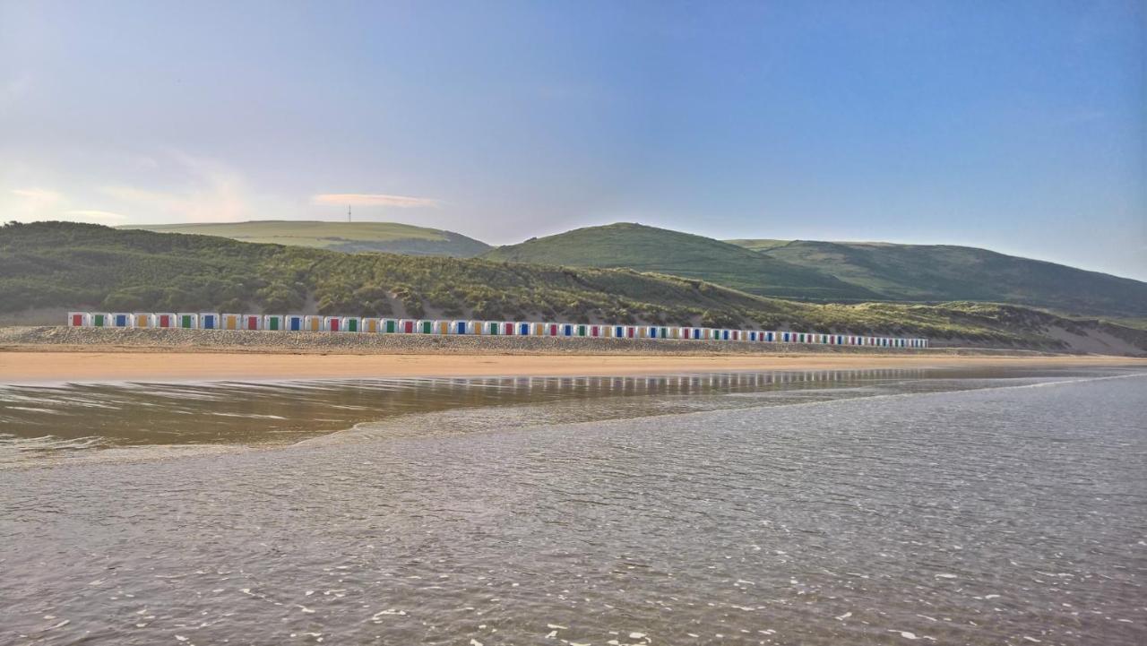 2 Woolacombe West - Luxury Apartment At Byron Woolacombe, Only 4 Minute Walk To Woolacombe Beach! מראה חיצוני תמונה